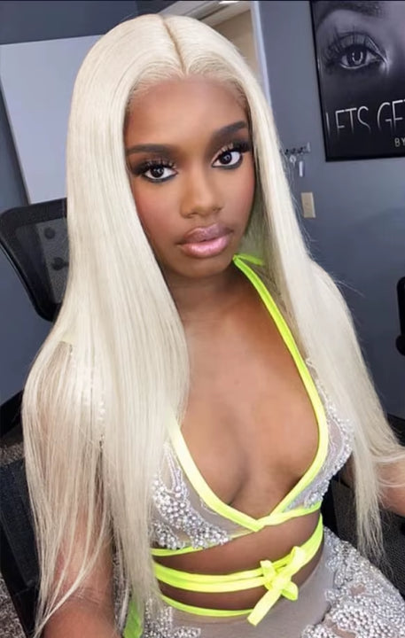 Lace Front Kiara Platinado Fibra Premium